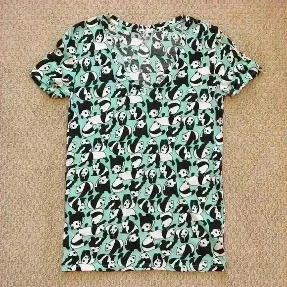 Urban Outfitters vneck tee - Picture 1 of 3